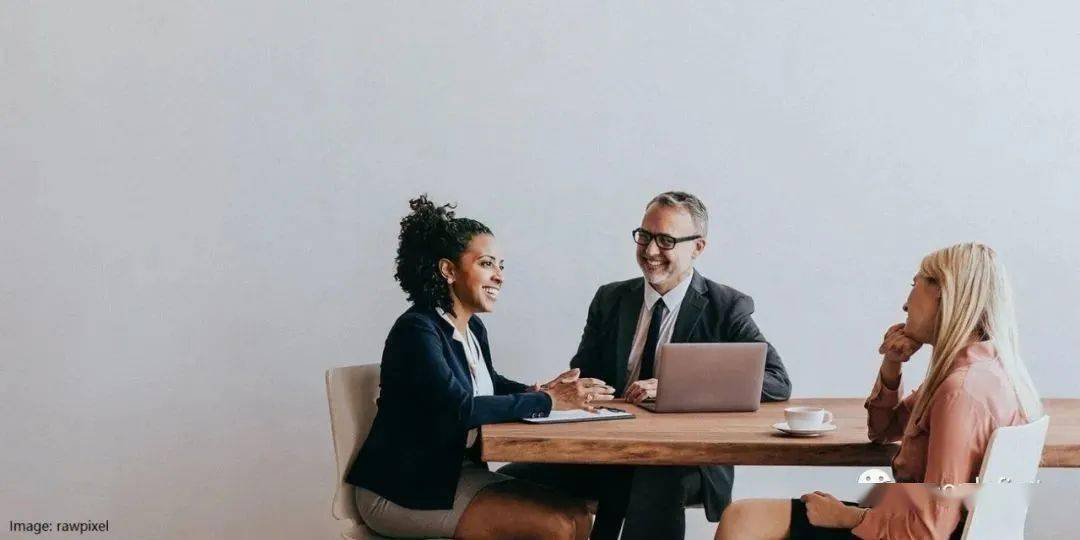 常见面试英文问题有哪些_面试常见英文问题_15个经典面试问题英文