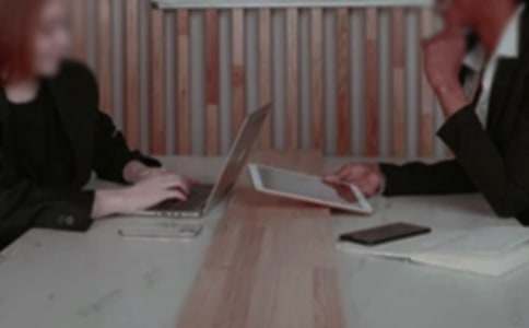 ����绰���Գ���Ӣ��������Ŀ