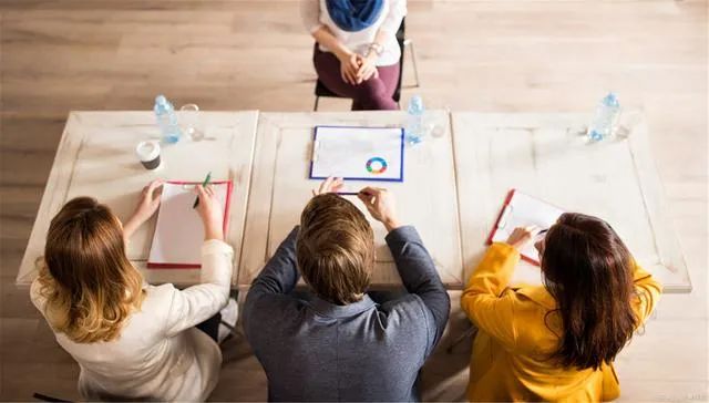 �������Կ���ͼƬ_�������Թٱ�ֽ_�������Ե�ͼƬ